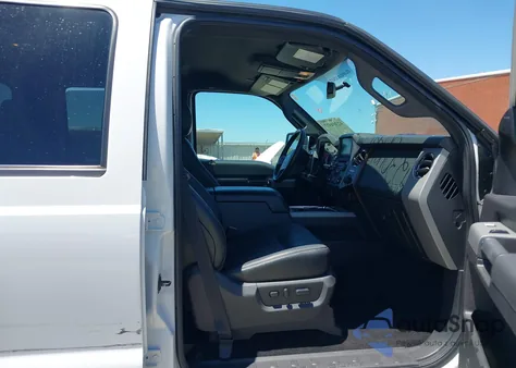 2016 Ford F-250 Lariat z USA, uszkodzony, nr VIN 1FT7W2BT7GEC60537